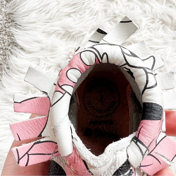 Freshly Picked x Disney | Minnie Mouse Soft Sole Baby Shoes - Picture 6 of 6